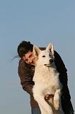ADULTE ET CHIEN 368